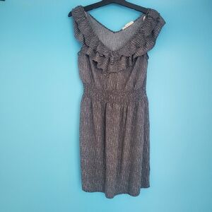 Forever 21 Dress Size Medium V-Neck